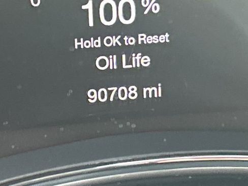 Used 2019 Jeep Grand Cherokee Limited image 17