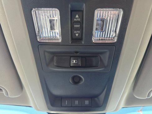 Used 2018 RAM 2500 Laramie w/ Off Road Package image 38