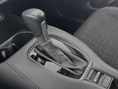 Certified 2024 Honda HR-V Sport image 16