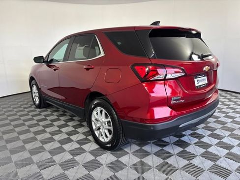 Used 2024 Chevrolet Equinox LT AWD/4WD image 8
