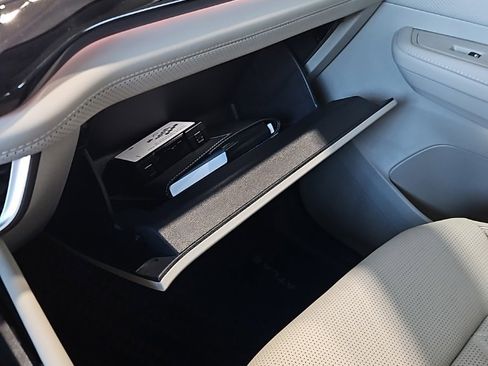 New 2026 Volkswagen Atlas SEL Premium R-Line image 31