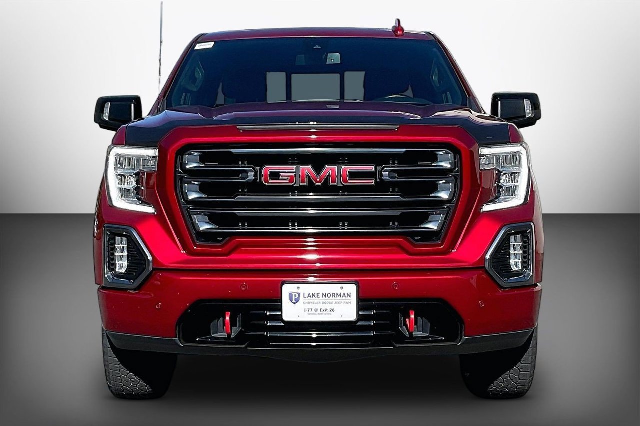 Used 2022 GMC Sierra 1500 AT4 w/ AT4 Premium Package AWD/4WD image 3
