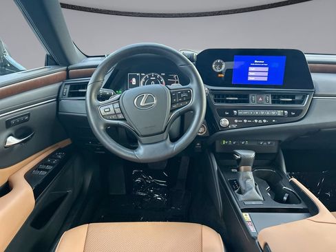 Used 2025 Lexus ES 350 w/ Premium Package FWD image 21