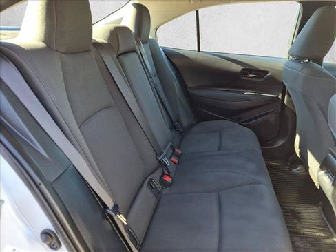 Used 2023 Toyota Corolla LE FWD image 18