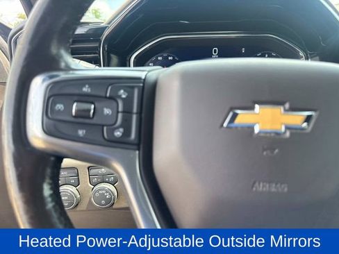Used 2022 Chevrolet Silverado 1500 LT AWD/4WD image 30