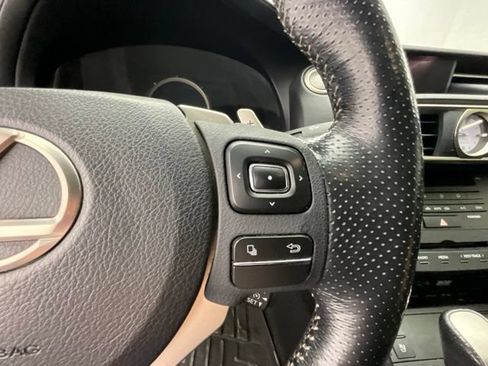 Used 2016 Lexus RC 350 RWD image 19
