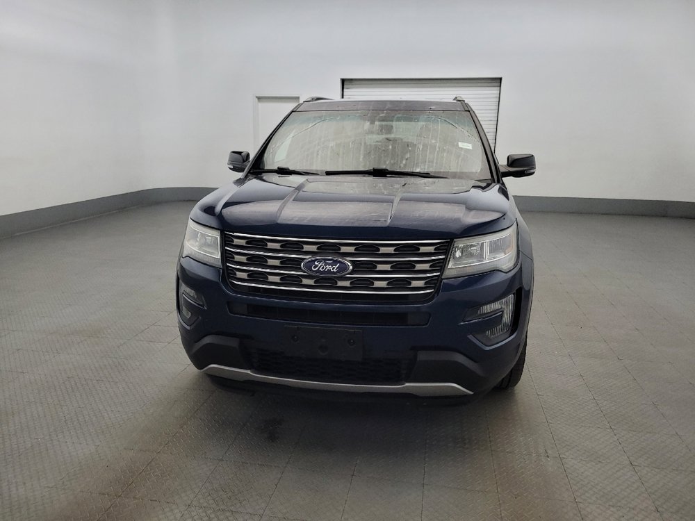 Used 2016 Ford Explorer XLT w/ Equipment Group 202A AWD/4WD image 15