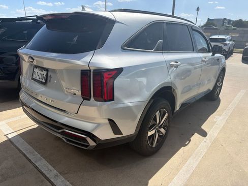 Used 2021 Kia Sorento EX AWD/4WD image 6