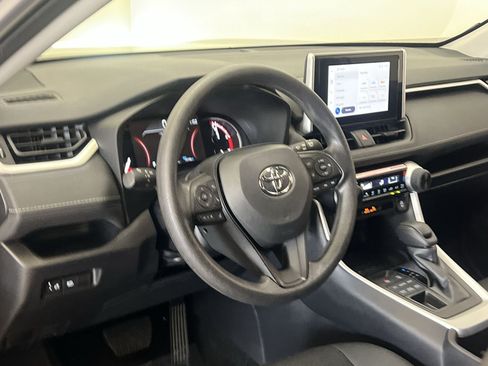 Used 2024 Toyota RAV4 LE AWD/4WD image 15