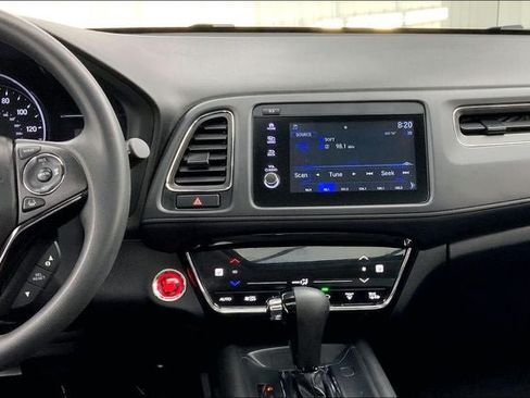 Used 2019 Honda HR-V EX image 6