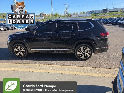 Used 2024 Volkswagen Atlas SEL AWD/4WD image 11