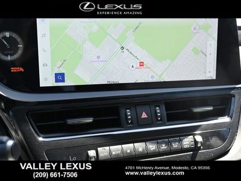 Used 2025 Lexus ES 300h w/ Premium Package FWD image 7