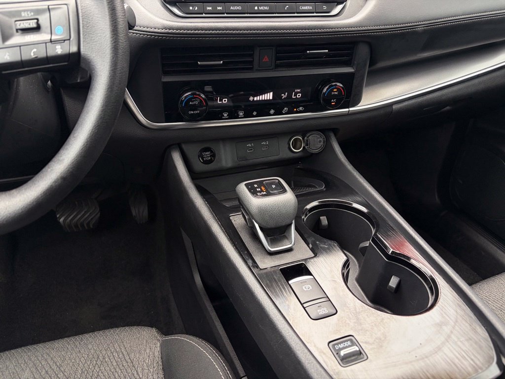 Certified 2024 Nissan Rogue SV FWD image 19