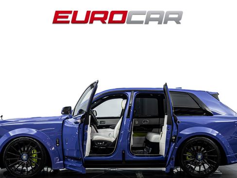 Used 2021 Rolls-Royce Cullinan Black Badge AWD/4WD image 3