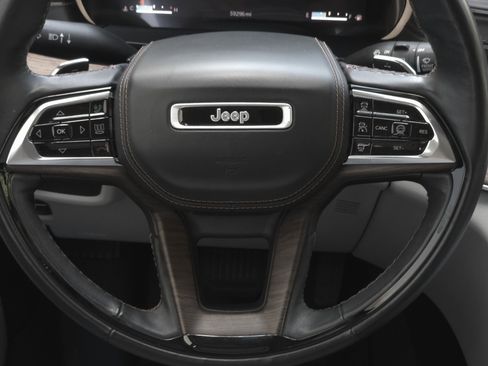 Used 2021 Jeep Grand Cherokee L Summit w/ Luxury Tech Group V image 30