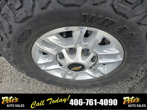 Used 2023 Chevrolet Silverado 2500 LT w/ Remote Start Package image 10