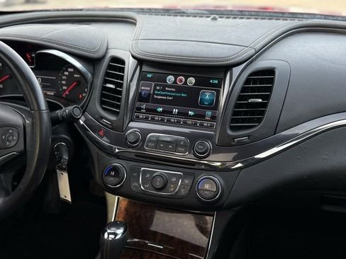 Used 2014 Chevrolet Impala LT image 18