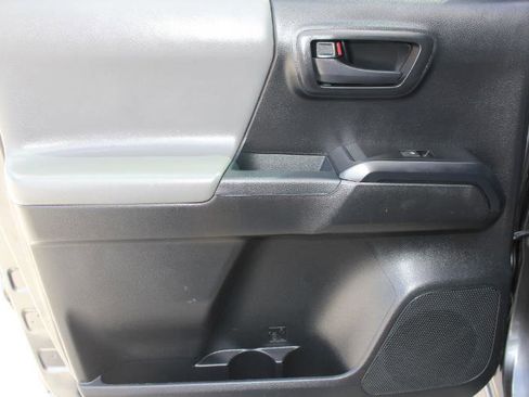 Used 2017 Toyota Tacoma SR w/ Tow Package AWD/4WD image 12