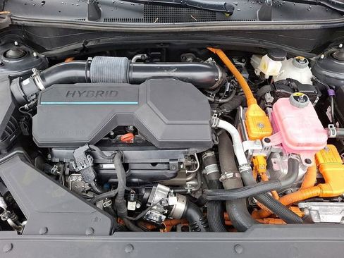 Certified 2024 Kia Sportage EX image 27