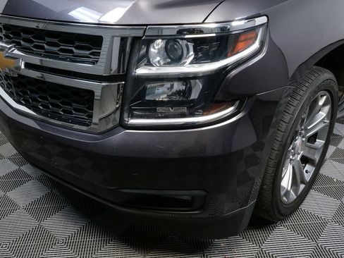 Used 2017 Chevrolet Tahoe LT w/ Luxury Package image 2