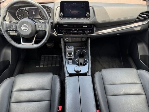 Used 2021 Nissan Rogue SL image 10