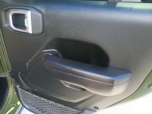 Used 2021 Jeep Wrangler Unlimited Sport AWD/4WD image 19