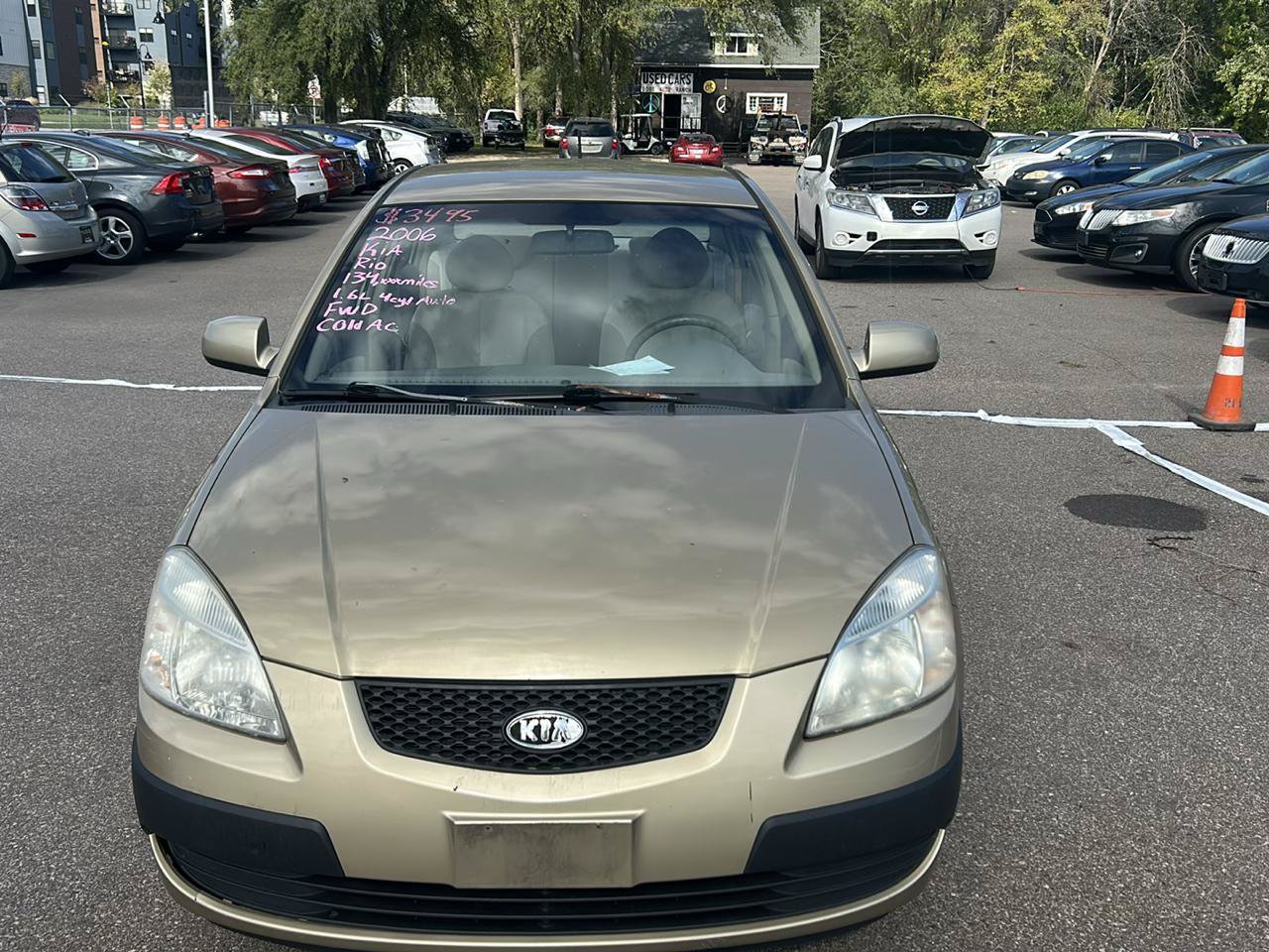 Used 2006 Kia Rio Sedan FWD image 2
