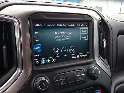 Used 2021 Chevrolet Silverado 1500 LT AWD/4WD image 18