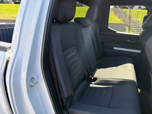 Used 2024 Toyota Tacoma TRD Off-Road AWD/4WD image 30