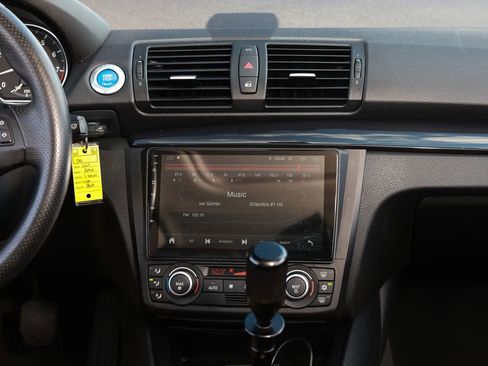 Used 2009 BMW 135i Coupe w/ Sport Pkg RWD image 35