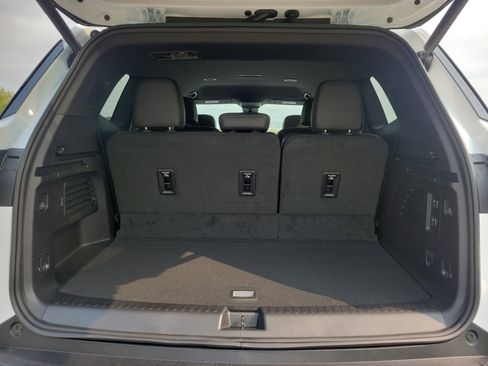 New 2026 Buick Enclave Preferred w/ Power Package AWD/4WD image 16