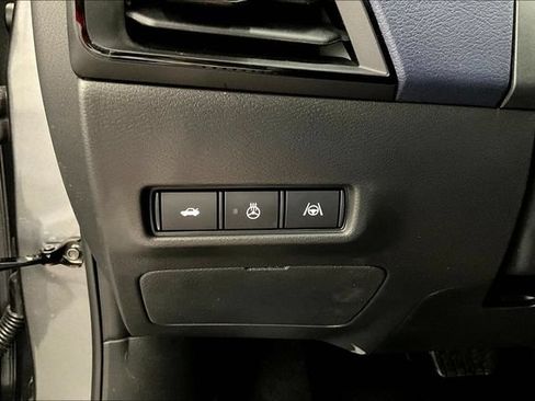 New 2026 Nissan Sentra SL w/ Floor Mat Package FWD image 30