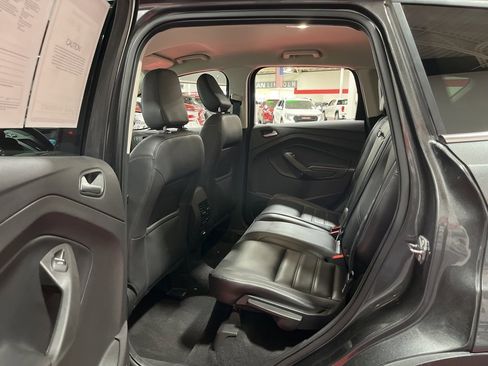 Used 2019 Ford Escape SEL image 11