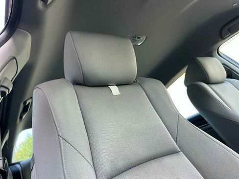 Used 2019 Honda Accord LX image 19