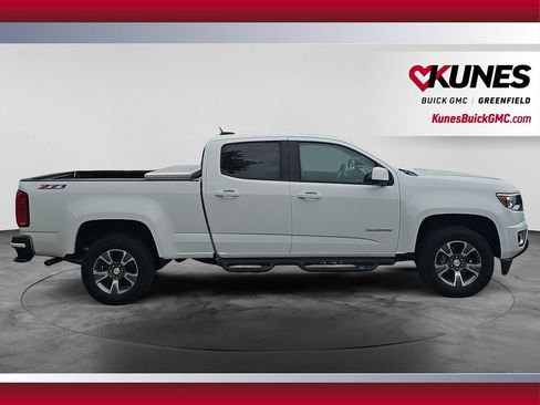 Used 2017 Chevrolet Colorado Z71 AWD/4WD image 12