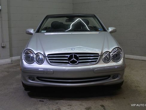 Used 2005 Mercedes-Benz CLK 320 Cabriolet image 11