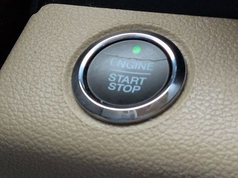 Certified 2018 Ford F150 Lariat w/ Equipment Group 502A Luxury image 33