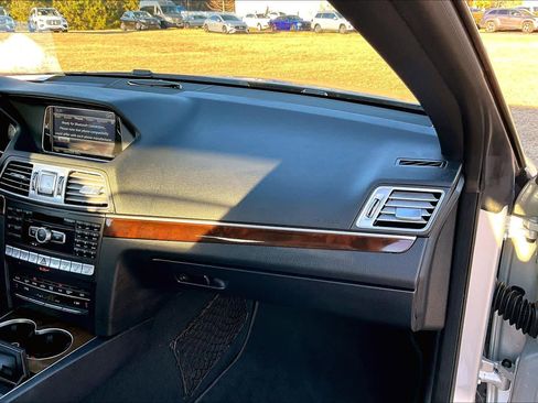 Used 2015 Mercedes-Benz E 400 Cabriolet image 15