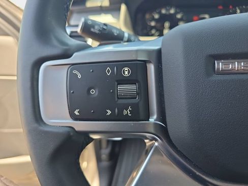Certified 2024 Land Rover Discovery Dynamic SE AWD/4WD image 21