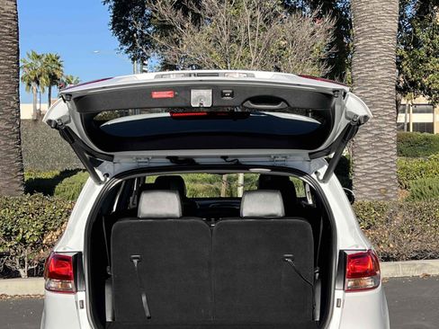 Used 2017 Kia Sorento EX w/ EX Advanced Touring Package image 66