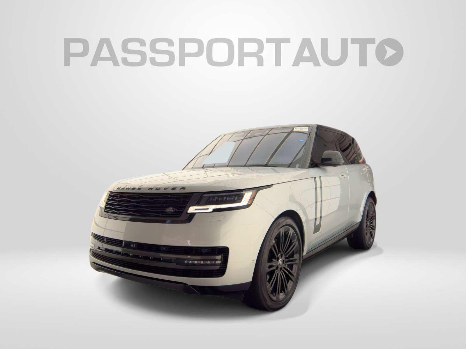 Used 2023 Land Rover Range Rover SE AWD/4WD image 1