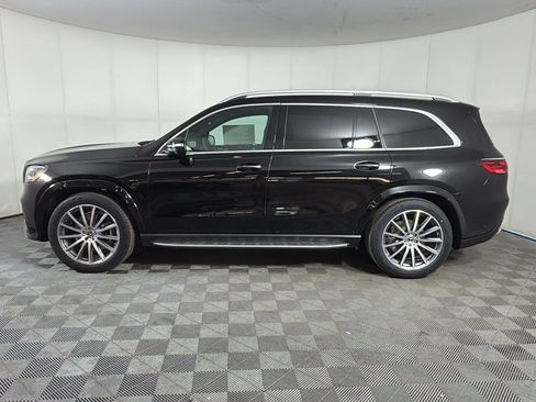 New 2026 Mercedes-Benz GLS 580 4MATIC image 2