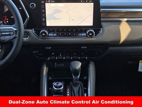 New 2026 GMC Canyon Denali image 13