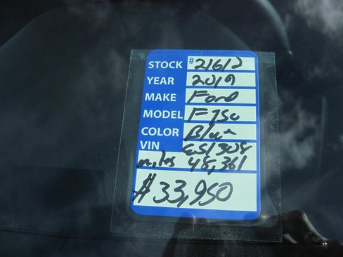 Used 2019 Ford F150 XLT w/ Equipment Group 302A Luxury AWD/4WD image 10