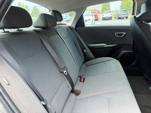 Certified 2025 Kia K4 FWD image 13