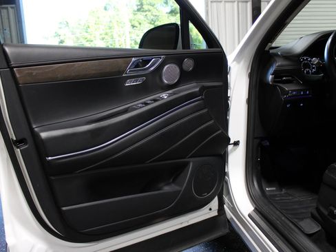 Used 2023 Genesis GV80 2.5T w/ Advanced Package AWD/4WD image 35