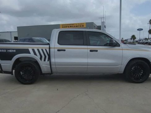 New 2026 RAM 1500 Big Horn AWD/4WD image 9
