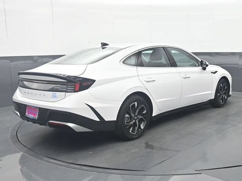Used 2025 Hyundai Sonata SEL FWD image 7