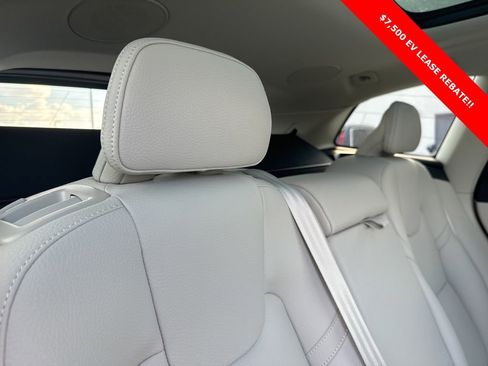 New 2025 Volvo XC60 T8 Plus w/ Protection Package Premier image 17