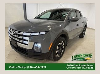 Used 2025 Hyundai Santa Cruz SE FWD video 1
